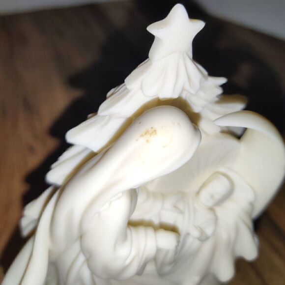 Roman Inc. Millennium Silent Night Musical Figurine 1997 Mary & Jesus Exclusive. - Picture 9 of 9